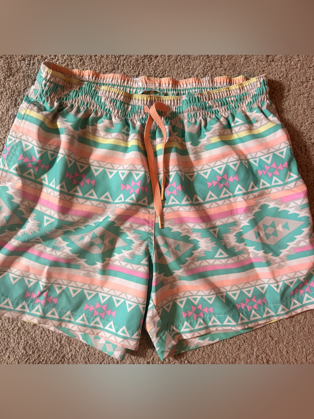 Chubbies 5.5” Swim Shorts “The En Fuego’s”